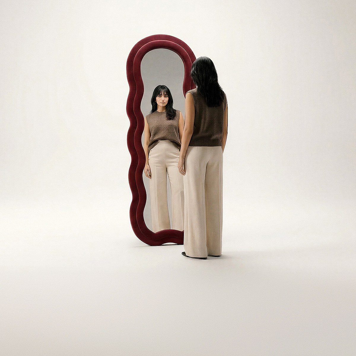 Vantiros designer mirror